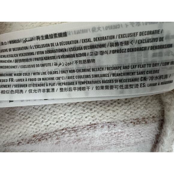 Abercrombie & Fitch Soft Pullover Long Sleeve V-Neck Sweater XL - Picture 8 of 8